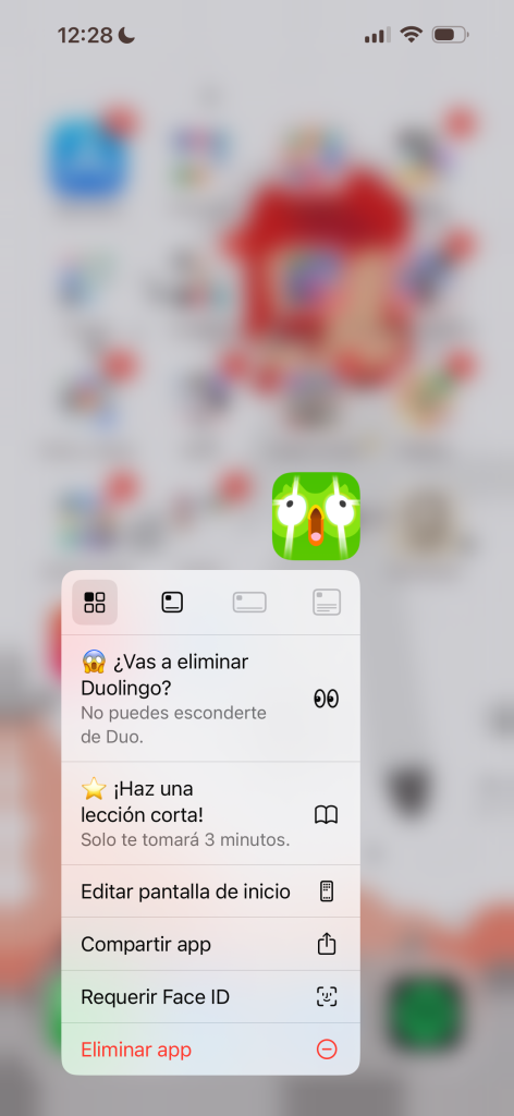 Duolingo utiliza el truco del FFOMO para generar en el usuario la sensación de perderse algo si no utiliza la app.