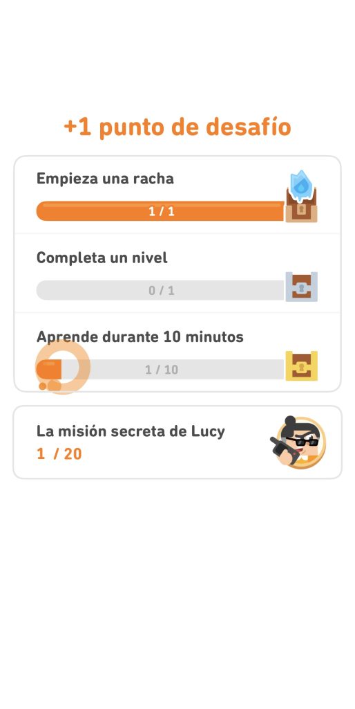 Duolingo utiliza recompensas inmediatas y feedback continuo para mantener al usuario motivado.